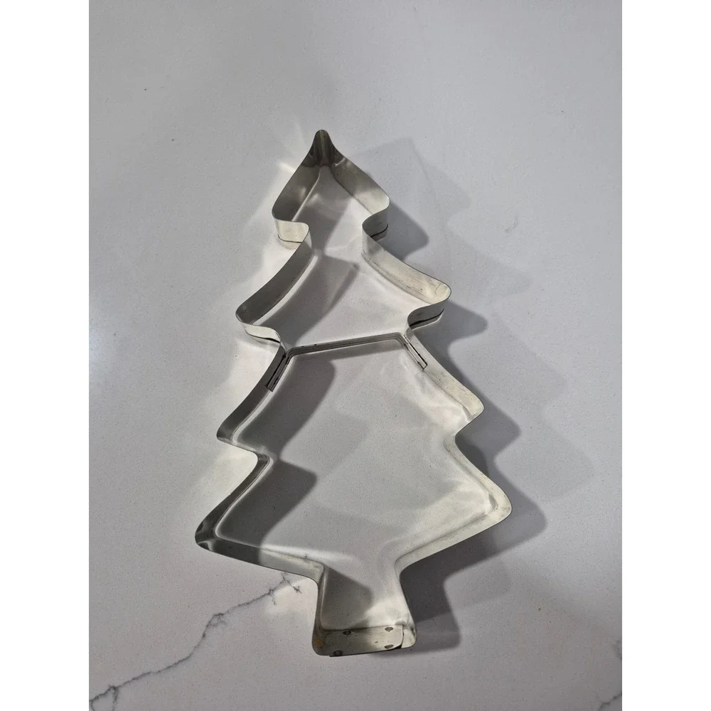 Vintage Fox Run‎ Craftsmen Tree Cookie Cutter 7.5